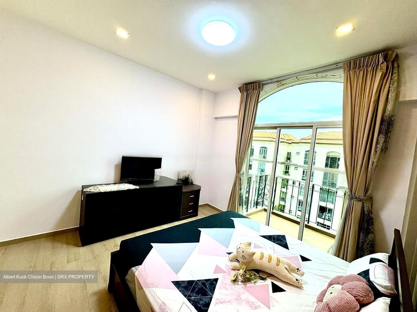 Estella Gardens (D17), Condominium #481695511